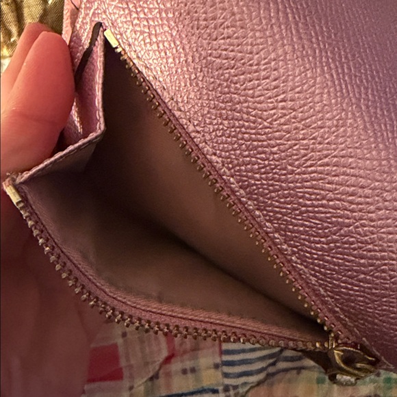 Coach Wyn Small Wallet - Picture 10 of 12